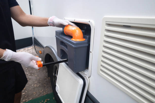 Best Affordable portable toilet rental  in South Beach, FL