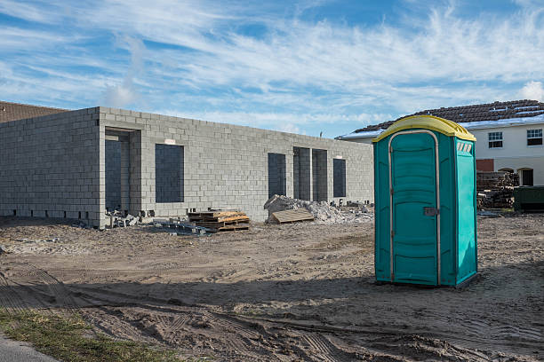 Best Portable bathroom rental  in South Beach, FL